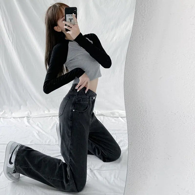 Chic High-Waist Wide Cut Jeans For Women