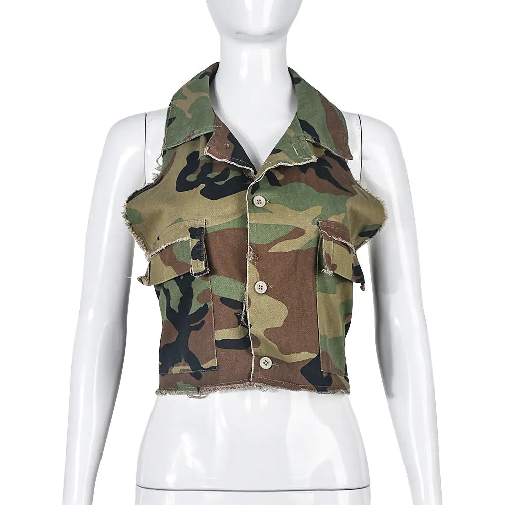 Stylish Camo Halter Cropped Tank For Women